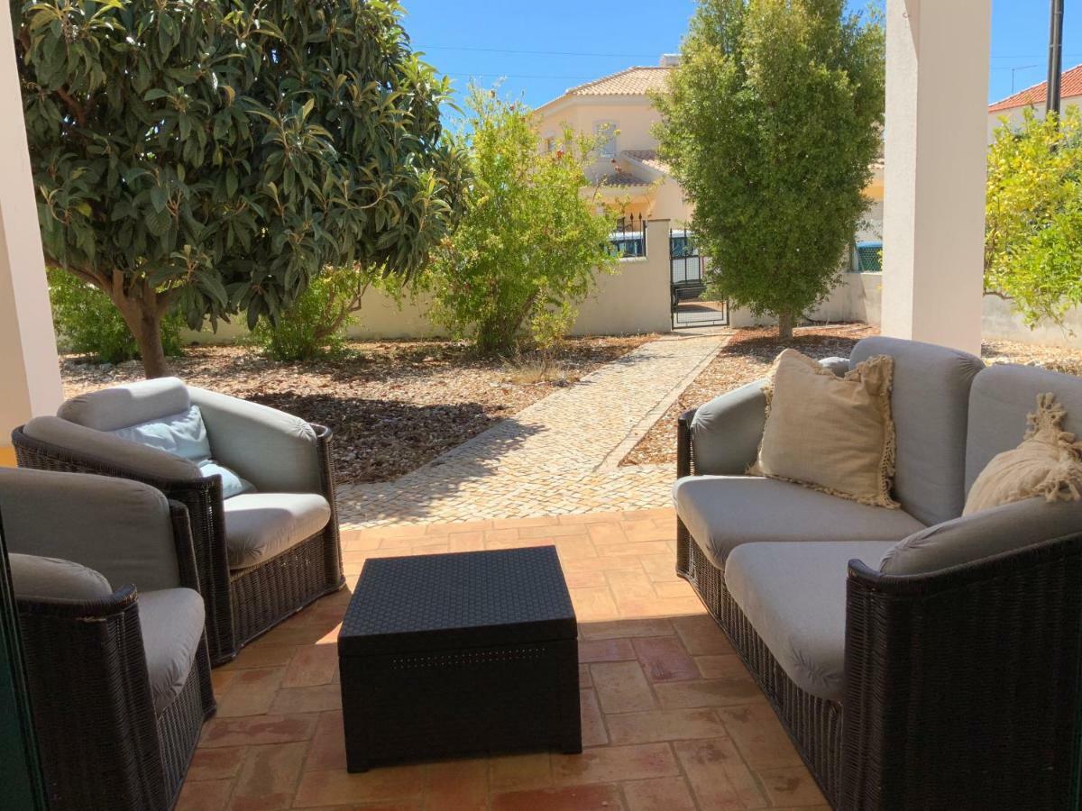 Guest House Alfarrobeiras Albufeira Exterior foto